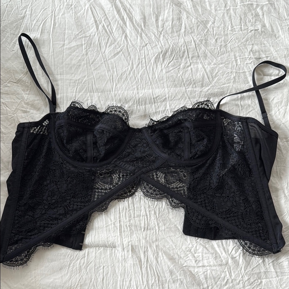 Elegant Black Lace Bustier